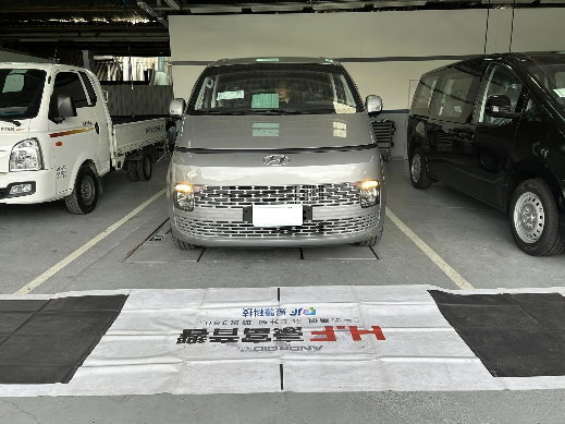 Hyundai-Starex